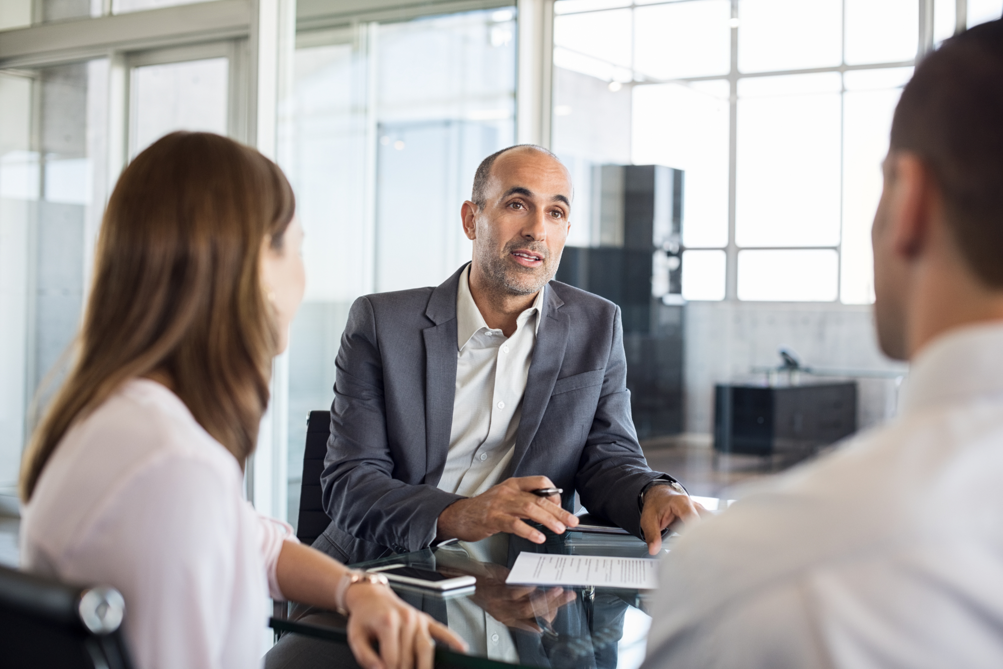 54 Global Financial Advisor Statistics for 2025